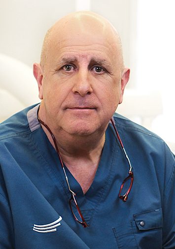 Dr. Juan Carlos Suárez Solís